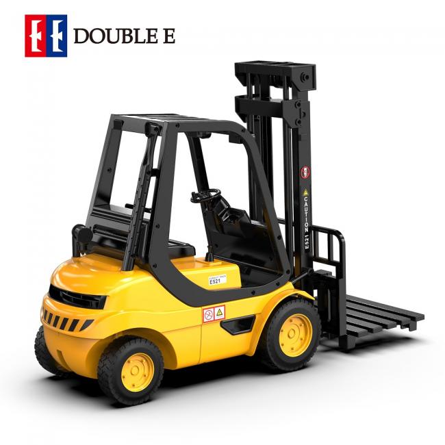FORKLIFT